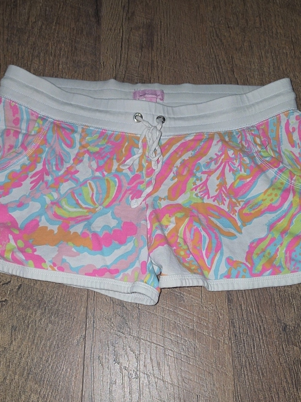 Lilly Pulitzer White Multicolor Shell-Print Drawstring Athletic Shorts